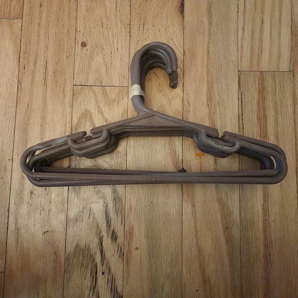 Kids Brown Plastic Clothes Hangers Lot Childrens Wardrobe Closet Organization